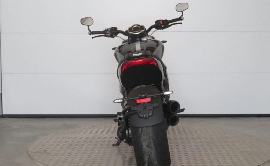 Angebot Triumph Rocket 3 Storm GT Bild 5: Angebot Triumph Rocket 3 Storm GT