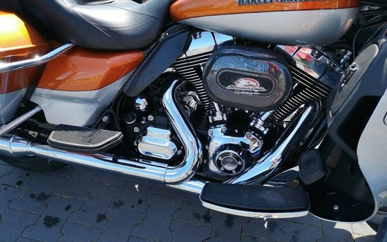 Gebrauchtmotorrad Harley-Davidson Electra Glide Ultra Classic FLHTCU - Bild 4