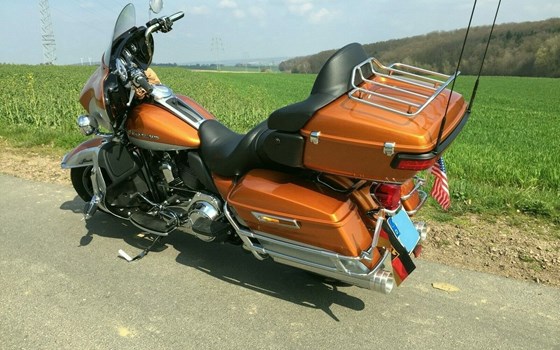 Gebrauchtmotorrad Harley-Davidson Electra Glide Ultra Classic FLHTCU - Bild 7