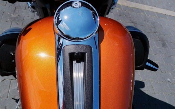 Gebrauchtmotorrad Harley-Davidson Electra Glide Ultra Classic FLHTCU - Bild 9