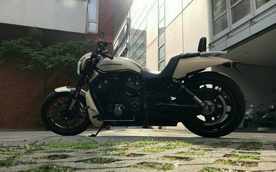 Gebrauchtmotorrad Harley-Davidson Night Rod Special VRSCDX - Bild 5