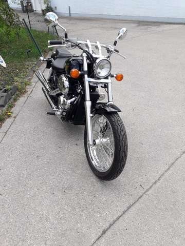 Honda VT 750 DC Black Widow