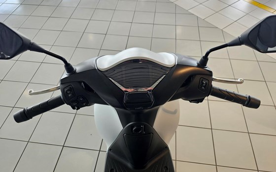 Neufahrzeug Honda SH125i - Bild 7