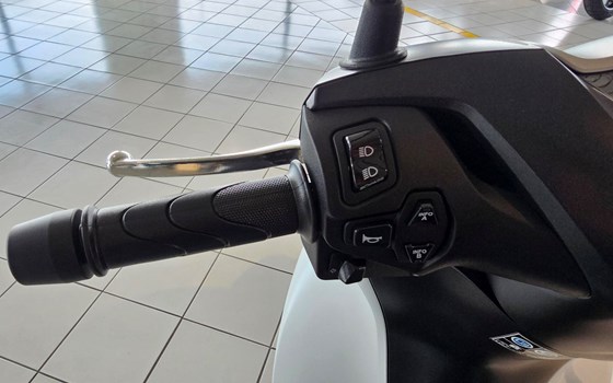 Neufahrzeug Honda SH125i - Bild 5