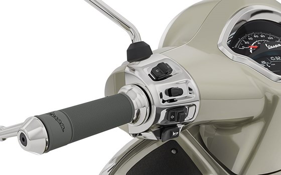 Neufahrzeug Vespa GTS 310 - Bild 12
