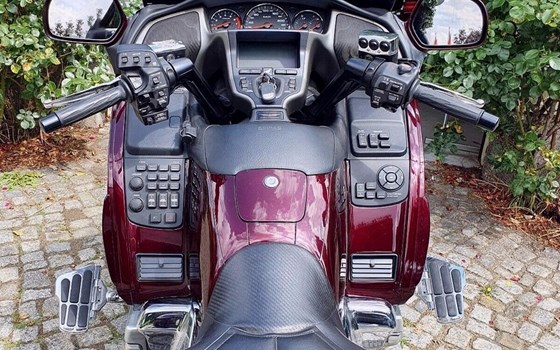 Gebrauchtmotorrad Honda GL 1800 Goldwing - Bild 8
