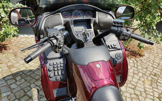 Gebrauchtmotorrad Honda GL 1800 Goldwing - Bild 9