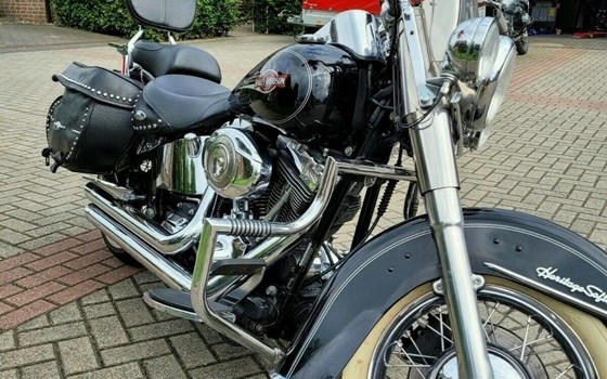 Gebrauchtmotorrad Harley-Davidson Softail Heritage Classic FLSTC - Bild 2