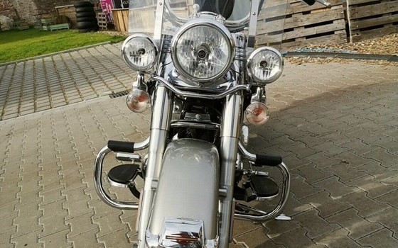 Gebrauchtmotorrad Harley-Davidson Softail Heritage Classic FLSTC - Bild 3