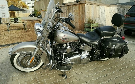 Gebrauchtmotorrad Harley-Davidson Softail Heritage Classic FLSTC - Bild 9