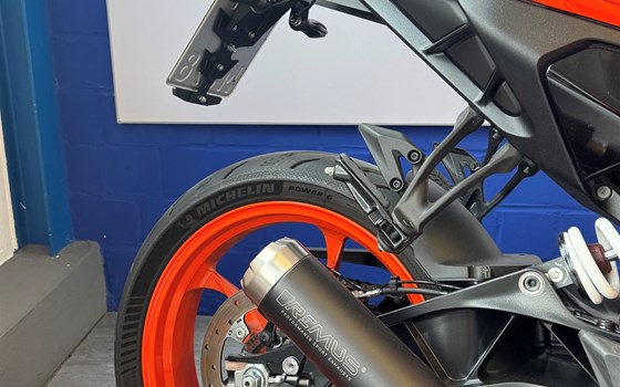Gebrauchtmotorrad KTM 390 Duke - Bild 3