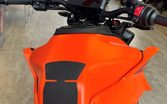 Gebrauchtmotorrad KTM 390 Duke - Bild 4