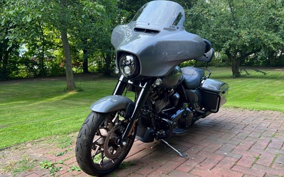 Gebrauchtmotorrad Harley-Davidson Touring Street Glide ST - Bild 2