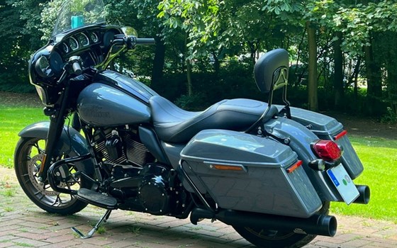 Gebrauchtmotorrad Harley-Davidson Touring Street Glide ST - Bild 3