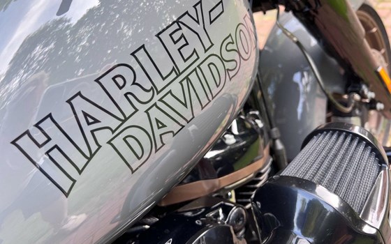 Gebrauchtmotorrad Harley-Davidson Touring Street Glide ST - Bild 8