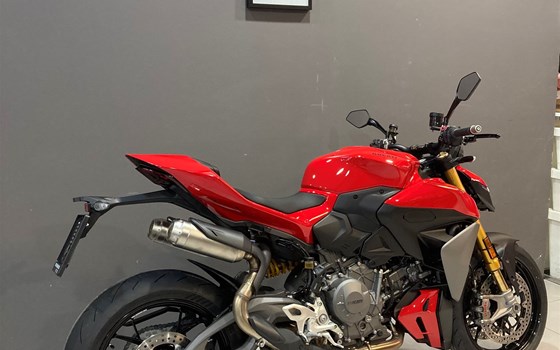 Neufahrzeug Ducati Streetfighter V2 S - Bild 3