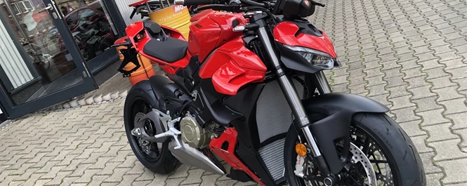 Ducati Streetfighter V4<br />Sofort verfügbar!