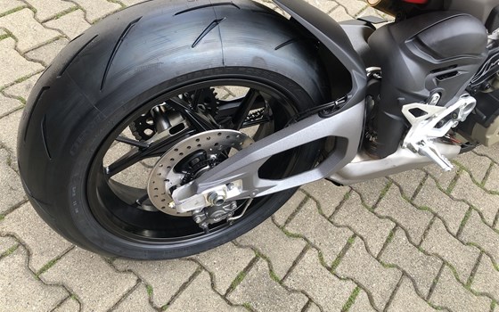 Neufahrzeug Ducati Streetfighter V4 - Bild 9