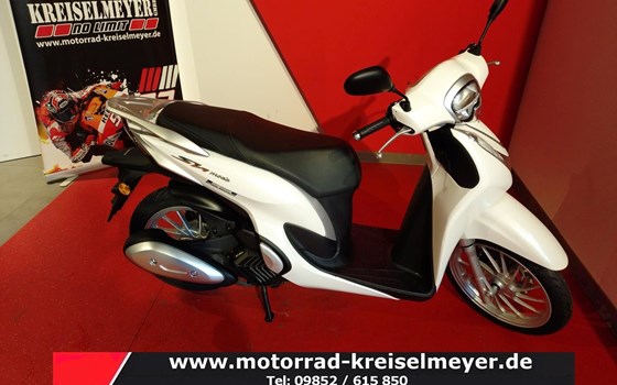 Gebrauchtmotorrad Honda SH Mode 125 - Bild 8