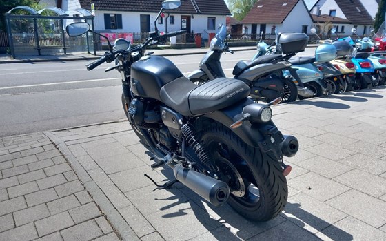Gebrauchtmotorrad Moto Guzzi V7 Stone - Bild 8