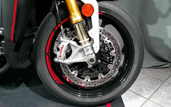 Gebrauchtmotorrad MV Agusta Brutale 1000 RR - Bild 9