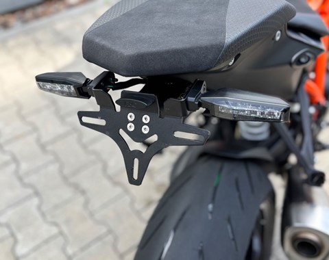 zum Vergrössern bitte anklicken!