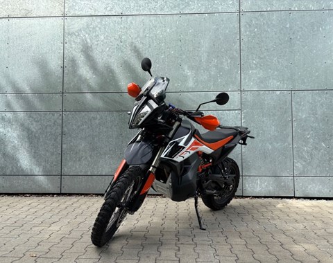 zum Vergrössern bitte anklicken!