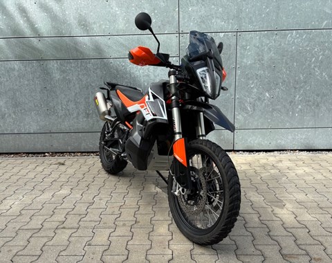 zum Vergrössern bitte anklicken!