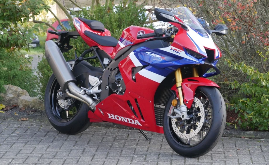 Angebot Honda CBR1000RR-R Fireblade SP Bild 2: Angebot Honda CBR1000RR-R Fireblade SP