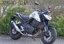 Neumotorrad Honda CB750 Hornet