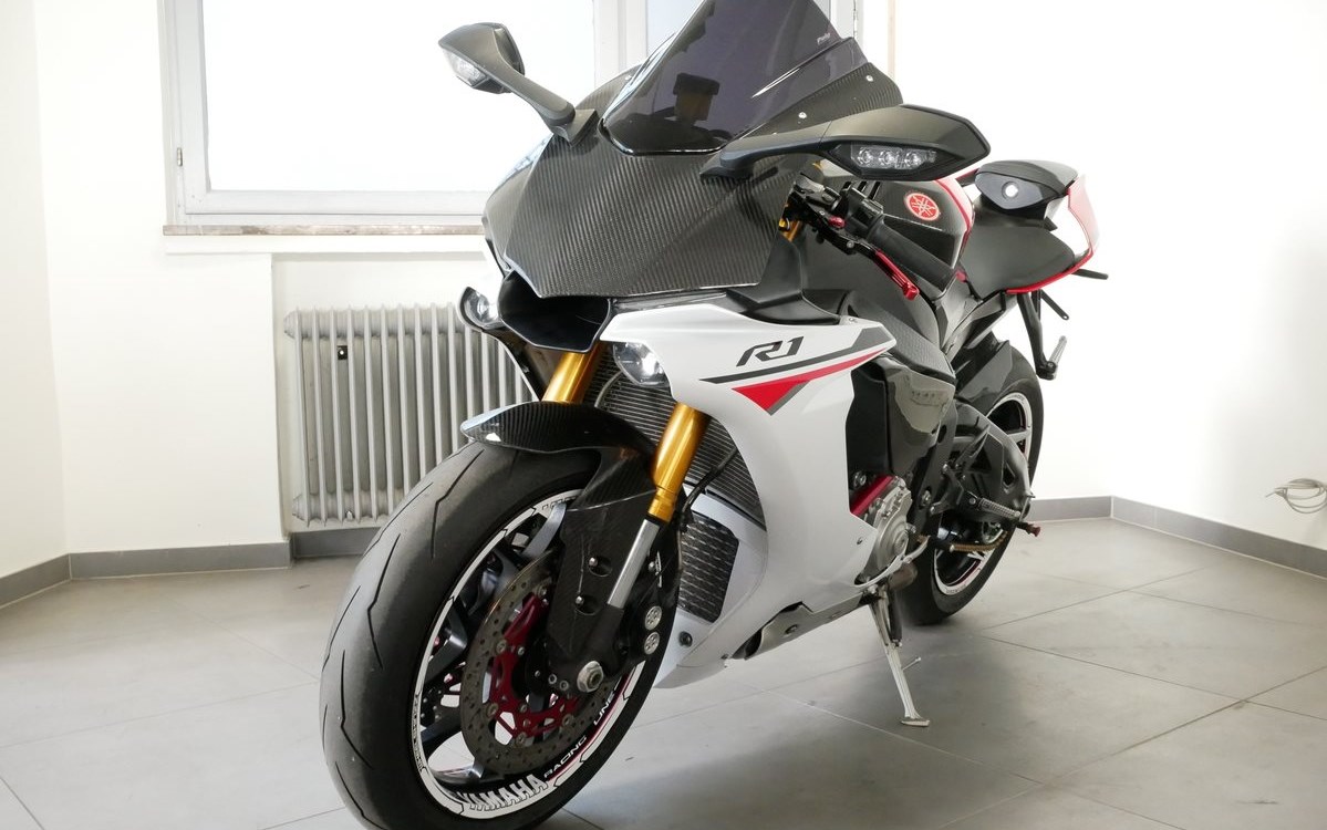 Angebot Yamaha R1
