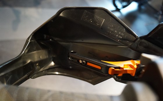 Gebrauchtmotorrad KTM 890 SMT - Bild 7 Gebrauchtmotorrad KTM 890 SMT - Bild 7