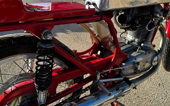 Gebrauchtmotorrad Ducati 350 Desmo - Bild 8