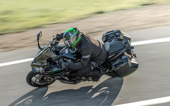 Neufahrzeug Kawasaki Ninja 1100SX - Bild 7