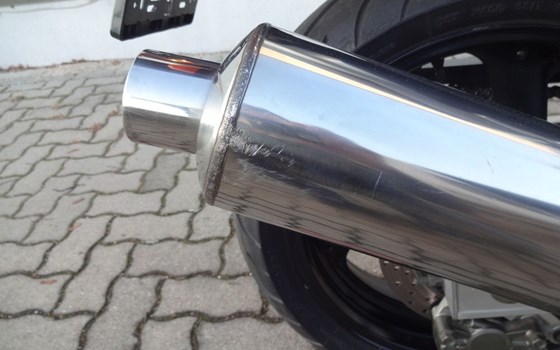 Gebrauchtmotorrad Yamaha FZS 600 Fazer - Bild 10 Gebrauchtmotorrad Yamaha FZS 600 Fazer - Bild 10