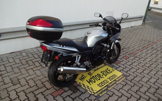 Gebrauchtmotorrad Yamaha FZS 600 Fazer - Bild 2 Gebrauchtmotorrad Yamaha FZS 600 Fazer - Bild 2