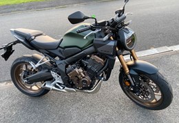 Neumotorrad Honda CB650R E-Clutch