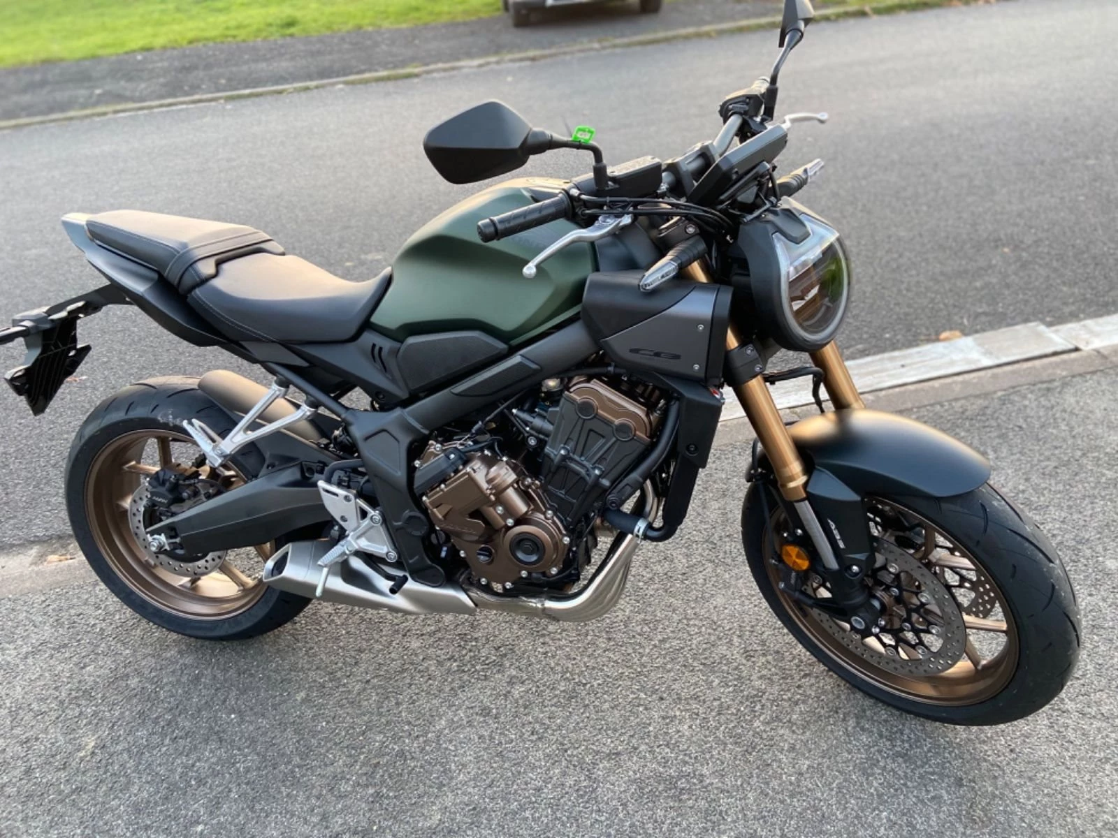 Honda CB650R E-Clutch