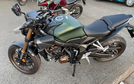 Gebrauchtmotorrad Honda CB650R E-Clutch - Bild 5