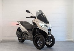 Neumotorrad Piaggio MP3 310
