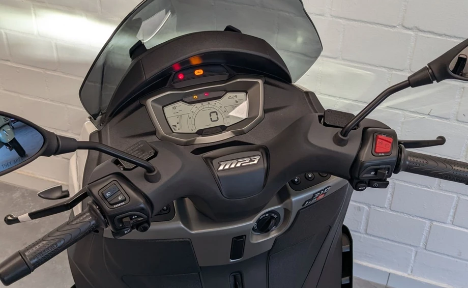 Angebot Piaggio MP3 310 Bild 5: Angebot Piaggio MP3 310