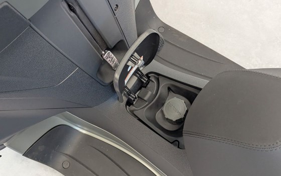 Neufahrzeug Piaggio MP3 310 - Bild 8