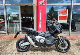 Neumotorrad Honda X-ADV