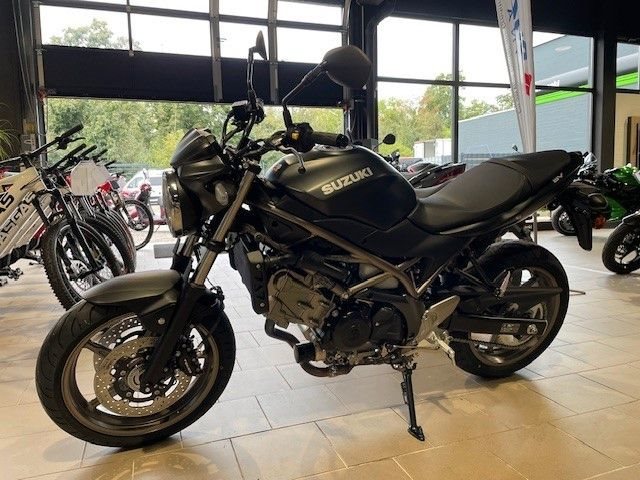 Suzuki SV650 