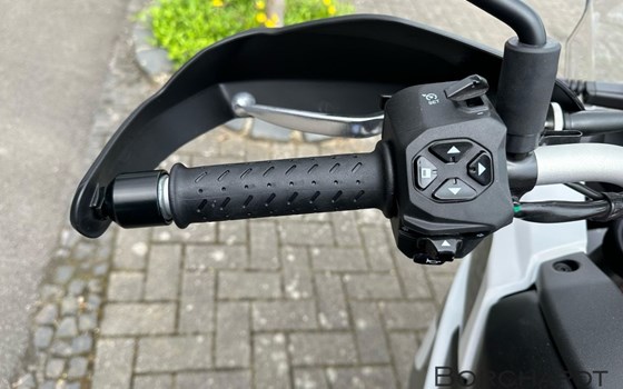 Neufahrzeug Aprilia Tuareg 660 - Bild 15