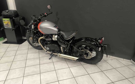 Gebrauchtmotorrad Triumph Bonneville Bobber - Bild 4