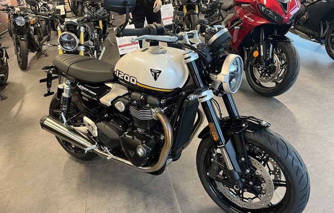 Triumph Speed Twin 1200
