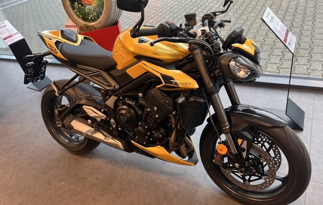 Triumph Street Triple RS