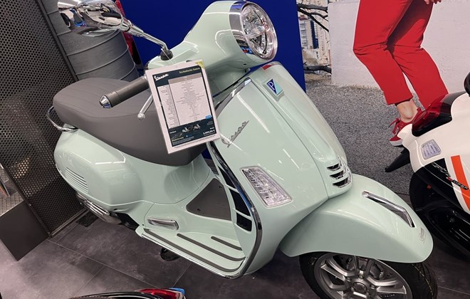 Vespa GTS 125