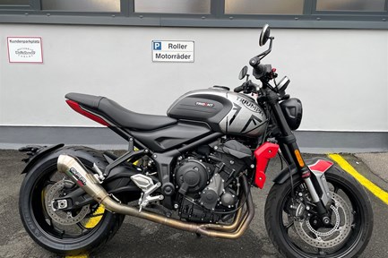 Triumph Trident 660